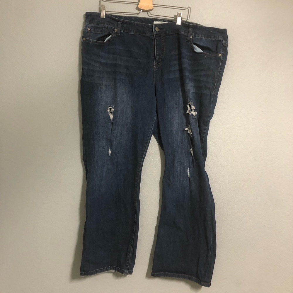 Torrid boot cut distressed 24R relaxed - Picture 8 of 8
